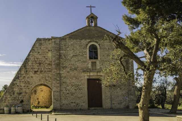 Castelli distrutti, chiese salvate, scoperte miracolose: la leggenda del Crocifisso di Auricarro